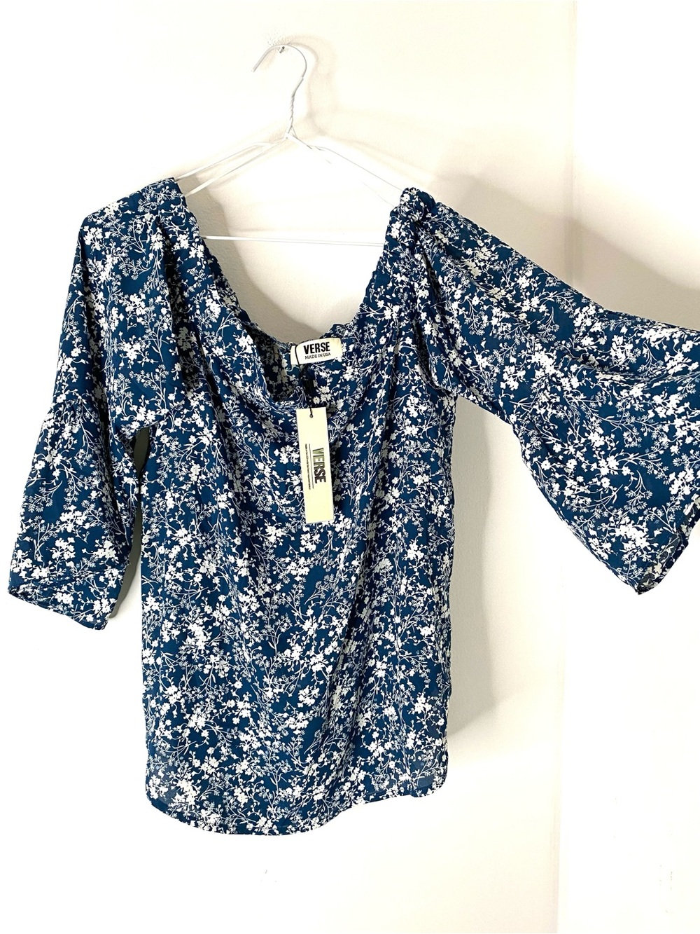 NWT Blue White Floral Off Shoulder Bell Sleeve Blouse Romantic Boho Cottagecore